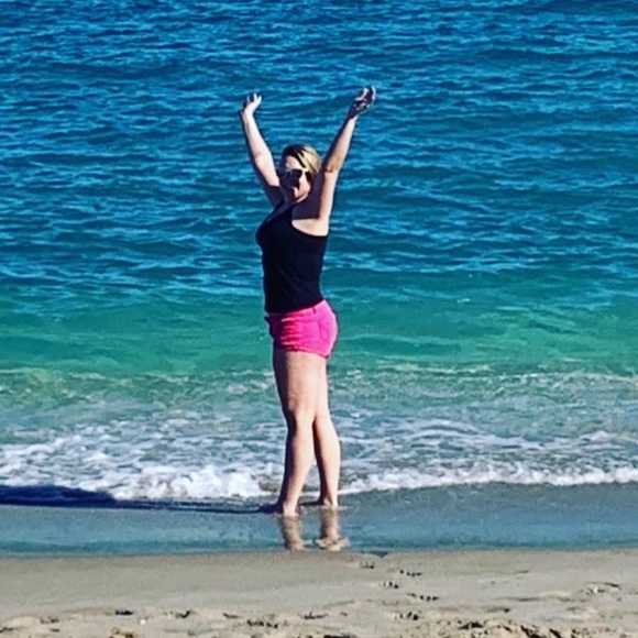 Meet your Posher, Stephanie - Picture 1 of 1